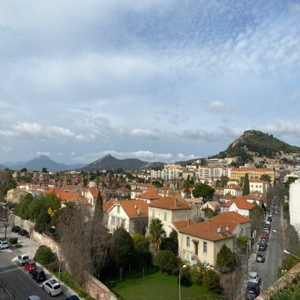 Offres de location Appartement Hyères 83400