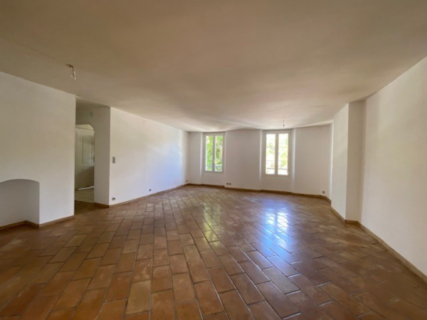 Offres de location Appartement Hyères 83400