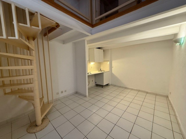 Offres de location Triplex Hyères 83400