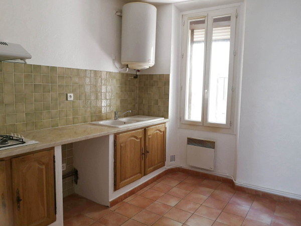 Offres de location Studio Hyères 83400