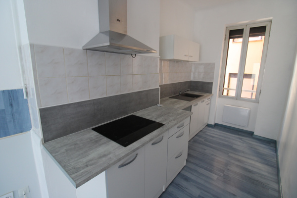 Offres de location Appartement Hyères 83400