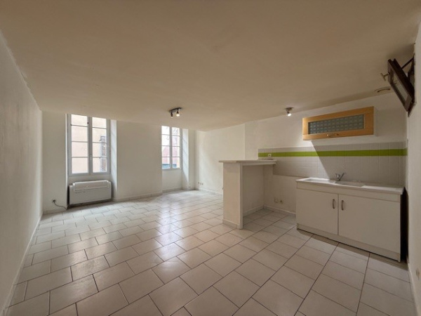 Offres de location Appartement Hyères 83400